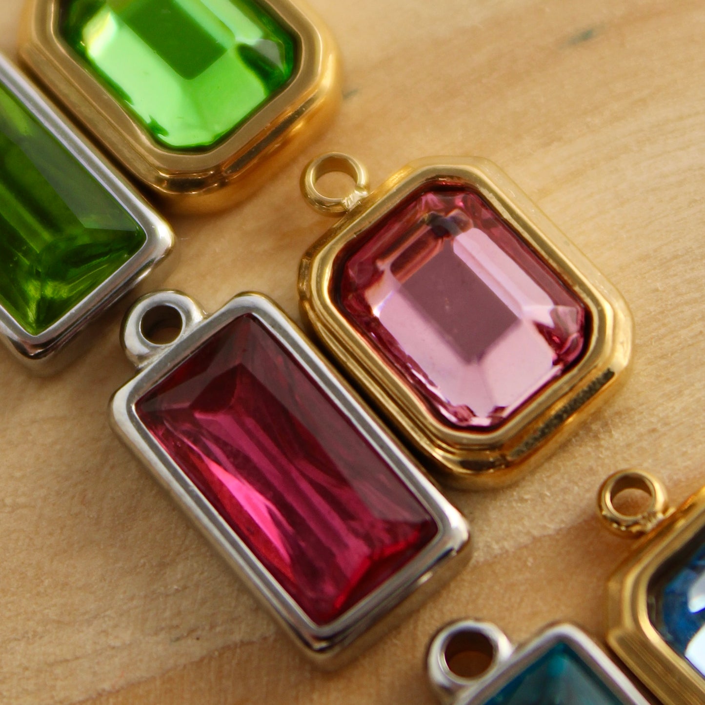 Collar Zoku Plata