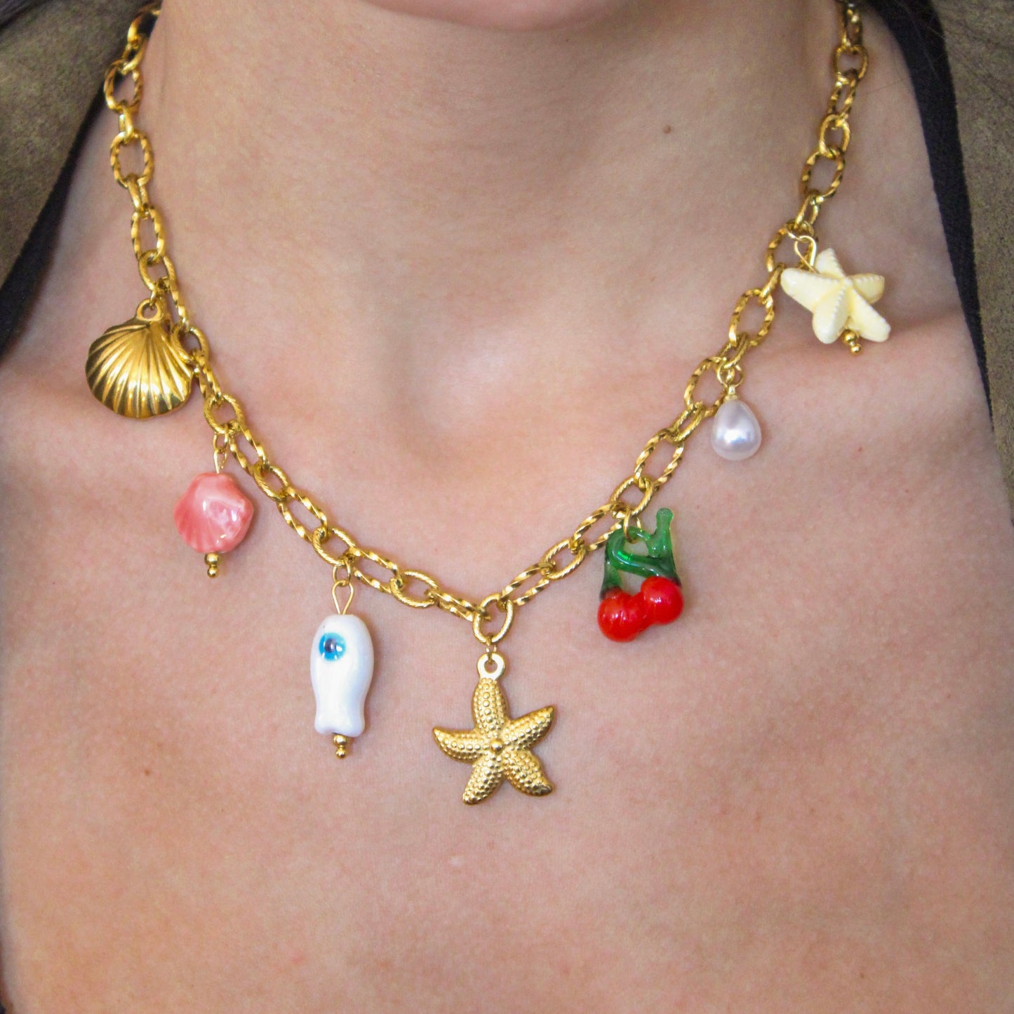 Collar Bari