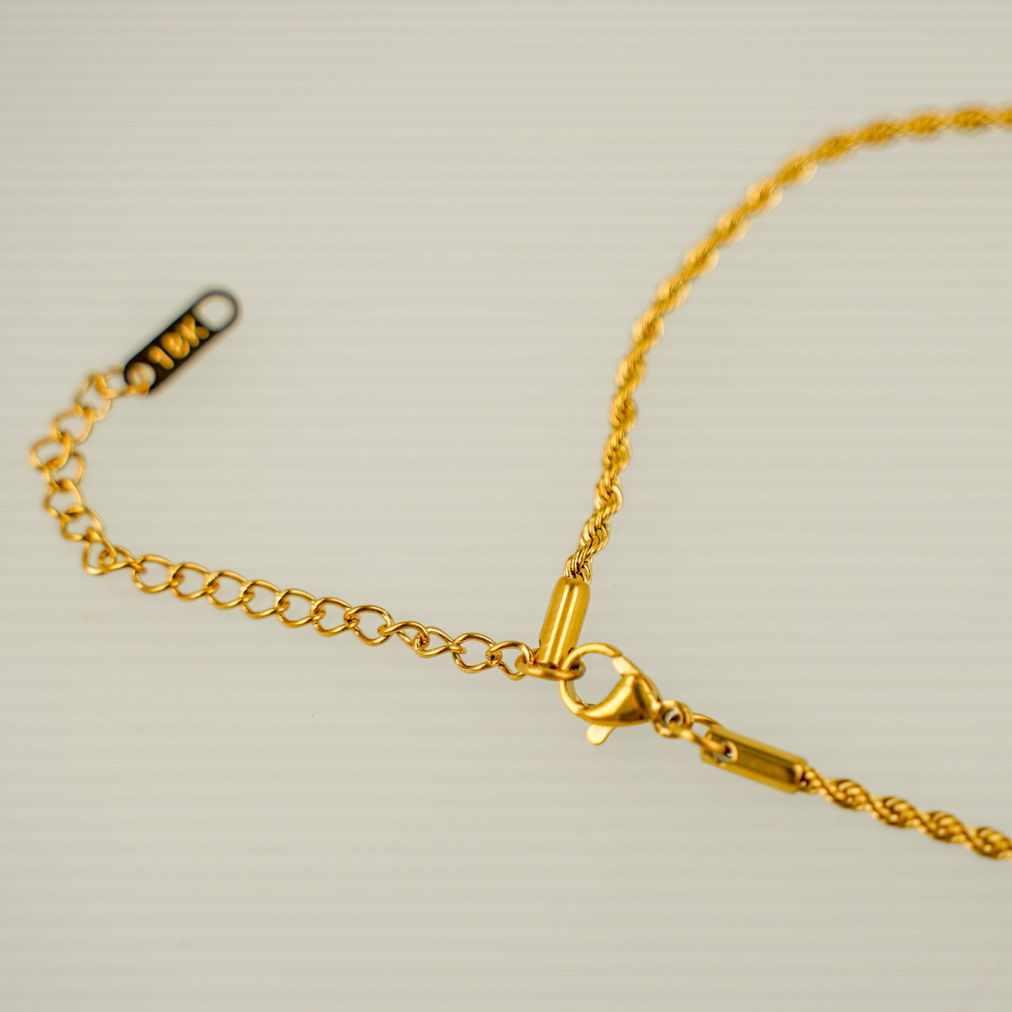 Collar cruz